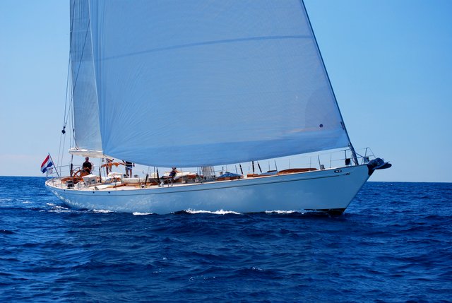 Sailing on Whitefin 2