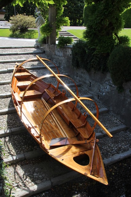 Una Lucia del Lago di Como Foto Maccione