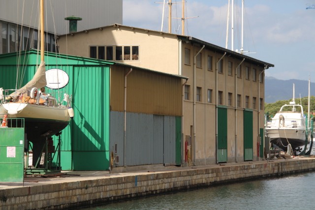 Il Cantiere Del Carlo in Darsena Italia a Viareggio Foto Maccione