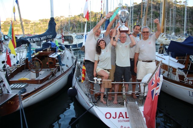 Equipaggio Ojalà II Foto Maccione