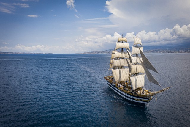 Nave Amerigo Vespucci 2