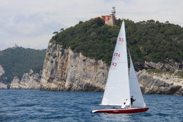 Grifone 1963 della Marina e faro Palmaria Foto Maccione