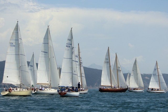 Vele dEpoca nel Golfo in regata Foto Maccione