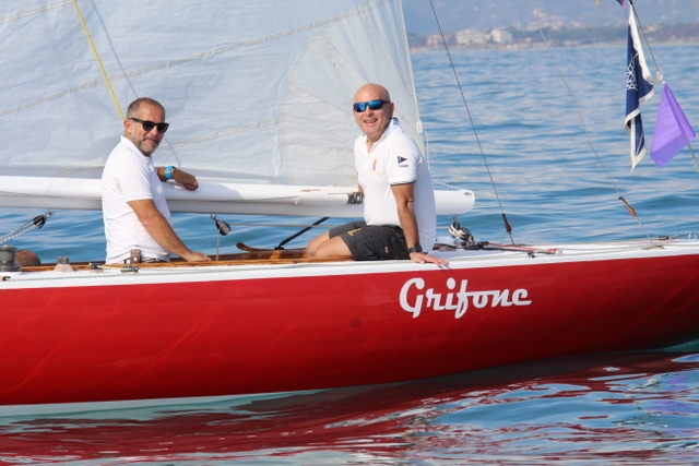 CV Giuseppe Cannatà su Grifone Foto Maccione