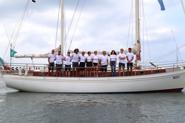 Pilgrim 1971 in Parata Foto Maccione