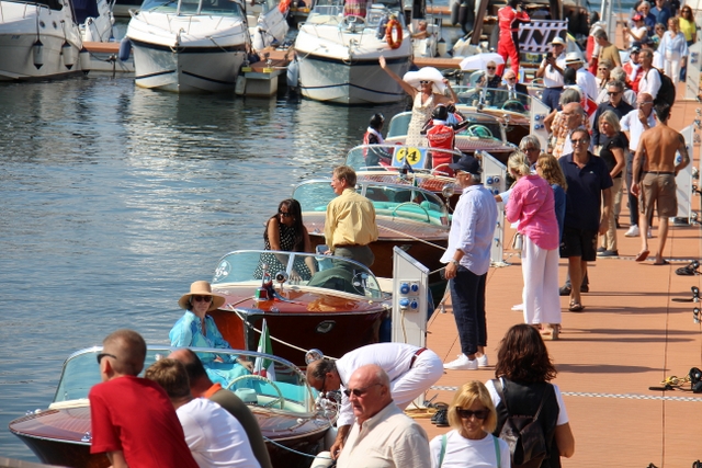 Marina di Lisanza Foto Maccione