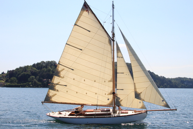 Star 1907 in navigazione sul Lago Maggiore Foto Maccione (2)