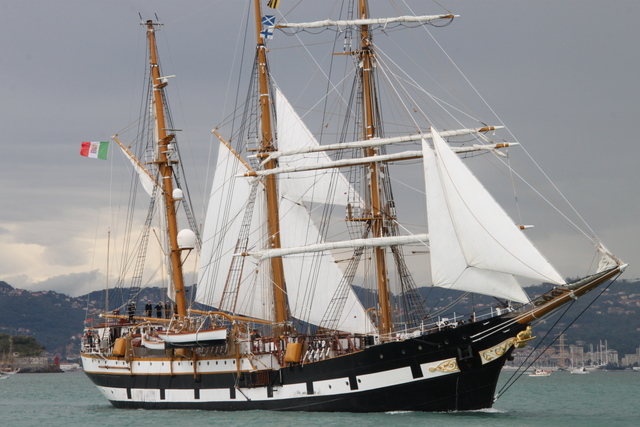 Nave Palinuro alla Garibaldi Tall Ships Race nel 2010 Foto Maccione (1)