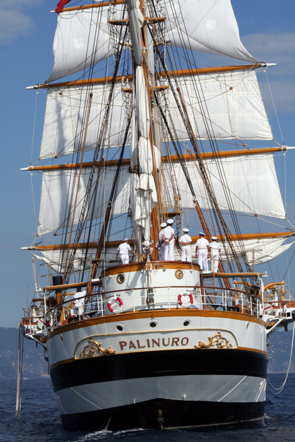 Nave Palinuro nel 2007 Foto Maccione