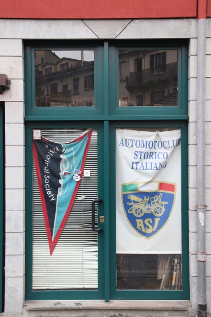 L'ingresso della sede della Riva Historical Society a Milano