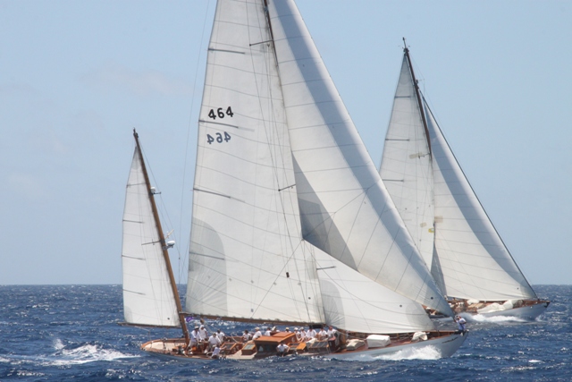 Mariella in regata ad Antigua nel 2012 (3)
